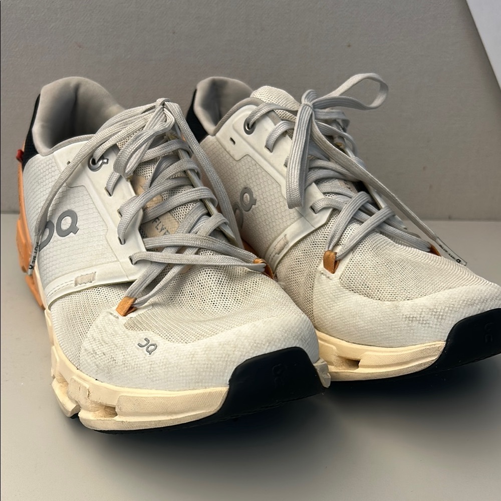 On Running Cloudflyer womens sneakers